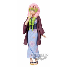 Load image into Gallery viewer, PRE-ORDER Mitsuri Kanroji Vol. 42 Demon Slayer: Kimetsu No Yaiba