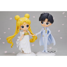 Load image into Gallery viewer, Q Posket Princess Serenity & Prince Endymion Ver B Girls Memories Pretty Guarding Sailor Moon Eternal The Movie