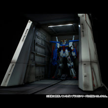 Load image into Gallery viewer, PRE-ORDER 1/144 Realistic Model Series SCVA-76 Nahel Argama Catapult Deck Mobile Suit Gundam ZZ <September Offer>