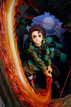 Load image into Gallery viewer, PRE-ORDER NON SCALE Tanjiro Kamado Hinokami Kagura Dance Demon Slayer Kimetsu no Yaiba
