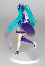 Load image into Gallery viewer, PRE-ORDER Hatsune Miku Figure 3rd season Winter ver. (Re-offer)