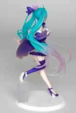 Load image into Gallery viewer, PRE-ORDER Hatsune Miku Figure 3rd season Winter ver. (Re-offer)