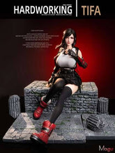 Load image into Gallery viewer, PRE-ORDER 1/4 Scale Hardworking Tifa Articulated Figure Final Fantasy VII Remake
