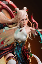 Load image into Gallery viewer, PRE-ORDER 1/4 Scale Mythmaker Irelia Infinity Studio x League of Legends
