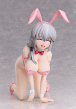 Load image into Gallery viewer, PRE-ORDER 1/4 Scale Tsuki Uzaki: Bare Leg Bunny Ver. Uzaki-chan Wants to Hang Out! 2nd Season
