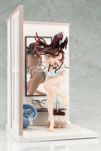Load image into Gallery viewer, PRE-ORDER 1/6 Scale Mizuhara Chizuru Maid Bikini de cleanup Rent-A-Girlfriend
