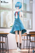 Load image into Gallery viewer, PRE-ORDER 1/6 Scale Rei Ayanami (TV Ver.) Neon Genesis Evangelion
