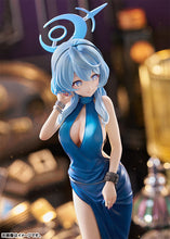 Load image into Gallery viewer, PRE-ORDER 1/7 Scale Ako (Dress) Blue Archive
