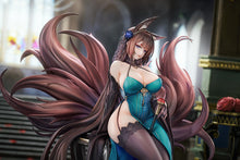 Load image into Gallery viewer, PRE-ORDER 1/7 Scale Amagi: Throne of Fallen Petals Ver. Azur Lane
