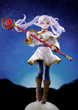 Load image into Gallery viewer, PRE-ORDER 1/7 Scale Frieren (vs. Aura) Frieren: Beyond Journey's End
