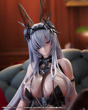 Load image into Gallery viewer, PRE-ORDER 1/7 Scale Fritz Rumey Schwarzes Kaninchen Ver. Azur Lane
