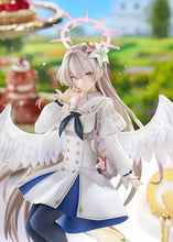 Load image into Gallery viewer, PRE-ORDER 1/7 Scale G.S. Collection Nagisa: Radiance in Bloom Blue Archive
