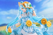 Load image into Gallery viewer, PRE-ORDER 1/7 Scale Hatsune Miku MAGICAL MIRAI 2026 Ver.

