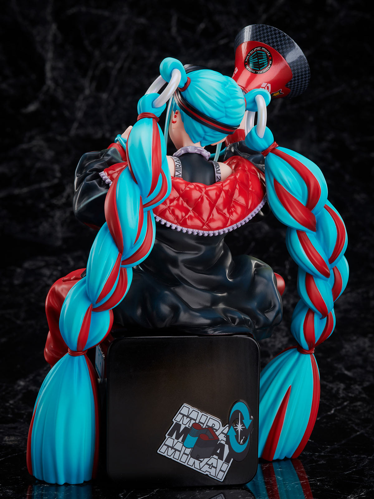PRE-ORDER 1/7 Scale Hatsune Miku (Magical Mirai 2023 Ver