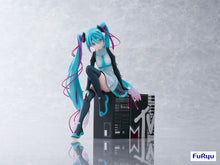 Load image into Gallery viewer, PRE-ORDER 1/7 Scale Hatsune Miku x MTV Vocaloid
