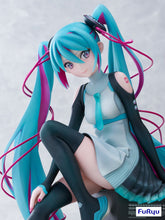 Load image into Gallery viewer, PRE-ORDER 1/7 Scale Hatsune Miku x MTV Vocaloid
