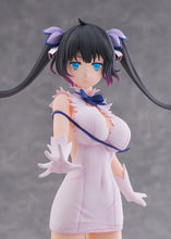 Load image into Gallery viewer, PRE-ORDER 1/7 Scale Hestia Divinity Unleashed Ver. Is It Wrong to Try to Pick Up Girls in a Dungeon?
