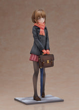 Load image into Gallery viewer, PRE-ORDER 1/7 Scale Kaede Azusagawa Rascal Does Not Dream of a Sister Venturing Out
