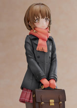 Load image into Gallery viewer, PRE-ORDER 1/7 Scale Kaede Azusagawa Rascal Does Not Dream of a Sister Venturing Out
