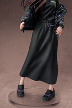 Load image into Gallery viewer, PRE-ORDER 1/7 Scale Makinami Mari Illustrious Ver. RADIO EVA Part.3 Evangelion
