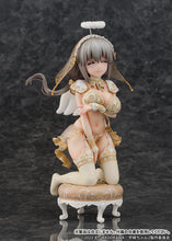 Load image into Gallery viewer, PRE-ORDER 1/7Scale Tsuki Uzaki Angel ver. Uzaki-chan Wants to Hang Out!
