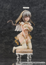 Load image into Gallery viewer, PRE-ORDER 1/7Scale Tsuki Uzaki Angel ver. Uzaki-chan Wants to Hang Out!
