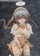 Load image into Gallery viewer, PRE-ORDER 1/7Scale Tsuki Uzaki Angel ver. Uzaki-chan Wants to Hang Out!
