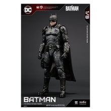 Load image into Gallery viewer, PRE-ORDER 1/9 Scale 2022 Batman Deluxe Edition
