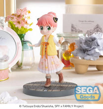 Load image into Gallery viewer, PRE-ORER Anya Forger Luminasta Figure Stylish Look Vol. 3.5 Spy x Family
