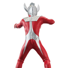 Load image into Gallery viewer, PRE-ORDER Brave Statue Figure Ultraman Taro Ultraman
