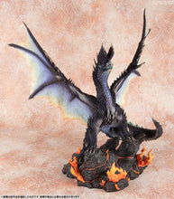 Load image into Gallery viewer, PRE-ORDER Capcom Figure Builder Creator&#39;s Model Blazing Black Dragon Alatreon (re-run) Monster Hunter
