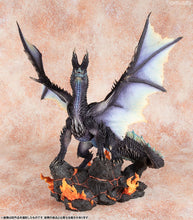 Load image into Gallery viewer, PRE-ORDER Capcom Figure Builder Creator&#39;s Model Blazing Black Dragon Alatreon (re-run) Monster Hunter
