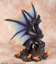 Load image into Gallery viewer, PRE-ORDER Capcom Figure Builder Creator&#39;s Model Blazing Black Dragon Alatreon (re-run) Monster Hunter
