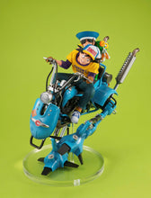 Load image into Gallery viewer, PRE-ORDER DESKTOP REAL McCOYEX Son Goku &amp; Son Gohan &amp; Robot with two legs (repeat) Dragon Ball Z

