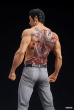 Load image into Gallery viewer, PRE-ORDER DIGSTA Kazuma Kiryu Battle Style Like a Dragon (Yakuza)
