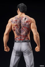 Load image into Gallery viewer, PRE-ORDER DIGSTA Kazuma Kiryu Battle Style Like a Dragon (Yakuza)
