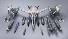 Load image into Gallery viewer, PRE-ORDER DX Chogokin VF-25F Tornado Messiah Valkyrie (Alto Saotome Machine Revival Ver.) Macross Frontier: The False Songstress
