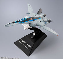 Load image into Gallery viewer, PRE-ORDER DX Chogokin VF-25 Messiah Valkyrie Top Gun: Maverick ver. Macross Frontier
