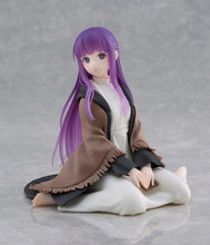 Load image into Gallery viewer, PRE-ORDER Desktop Cute Figure Fern Frieren (repeat) Beyond Journey's End
