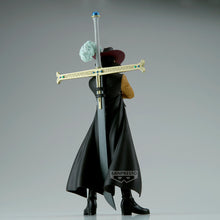 Load image into Gallery viewer, PRE-ORDER Dracule Mihawk The Grandline Series Extra One Piece
