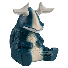 Load image into Gallery viewer, PRE-ORDER Enshrined Monsters Space Monster Eleking (Ver. B) Ultraman Series
