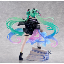 Load image into Gallery viewer, Authentic FIGURIZMa Hatsune Miku Punk! Hatsune Miku Series
