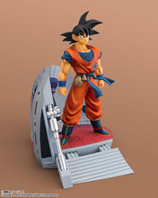Load image into Gallery viewer, PRE-ORDER FiguartsZERO [STARTune] Son Goku Arrival at the Battlefield Dragon Ball Z

