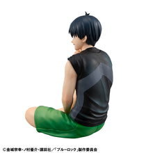 Load image into Gallery viewer, PRE-ORDER G.E.M. Series Palm Size Yoichi Isagi  Blue Lock
