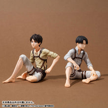 Load image into Gallery viewer, PRE-ORDER G.E.M. Series Palm size Eren Yeager and Captain Levi set Attack on Titan
