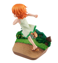 Load image into Gallery viewer, PRE-ORDER G.E.M.series Nami Run! Run! Run! One Piece
