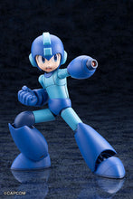 Load image into Gallery viewer, PRE-ORDER GRANDE SCALE MEGA MAN Mega Man 11 Ver. Plastic Model

