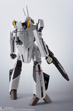 Load image into Gallery viewer, PRE-ORDER HI-METAL R VF-0S Phoenix [ROY USE] + QF-2200D-B Ghost Macross
