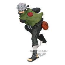 Load image into Gallery viewer, PRE-ORDER Hatake Kakashi Banpresto Figure Colosseum Naruto Shippuden
