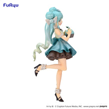 Load image into Gallery viewer, PRE-ORDER Hatsune Miku Chocolate Mint Pearl Color SweetSweets Series Figure
